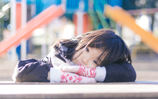 子供視線